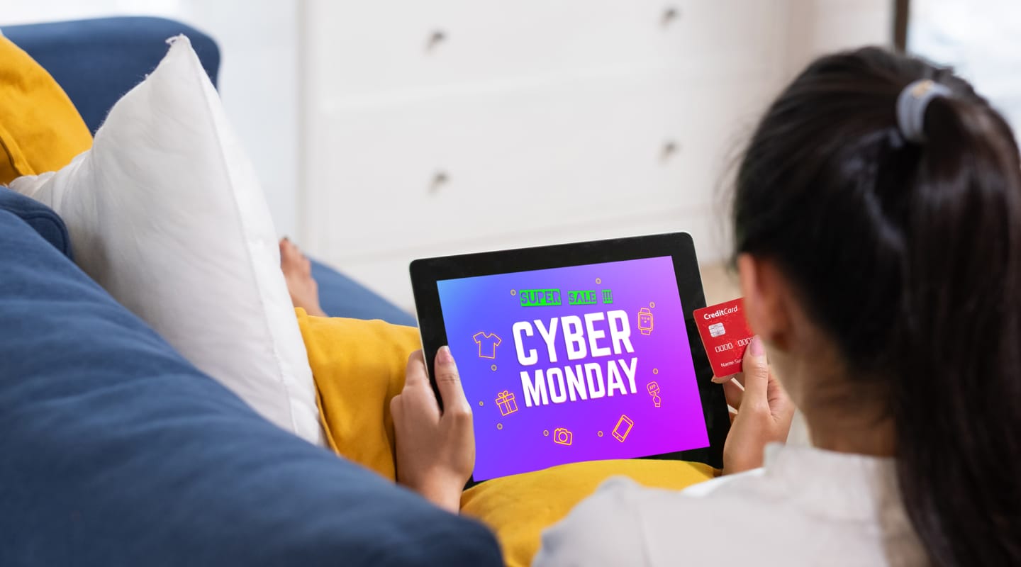 Marketing Beyond Cyber Monday: Customer Retention Through Seamless and Authentic Marketing